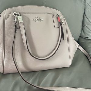 Like new tan coach purse 8x11